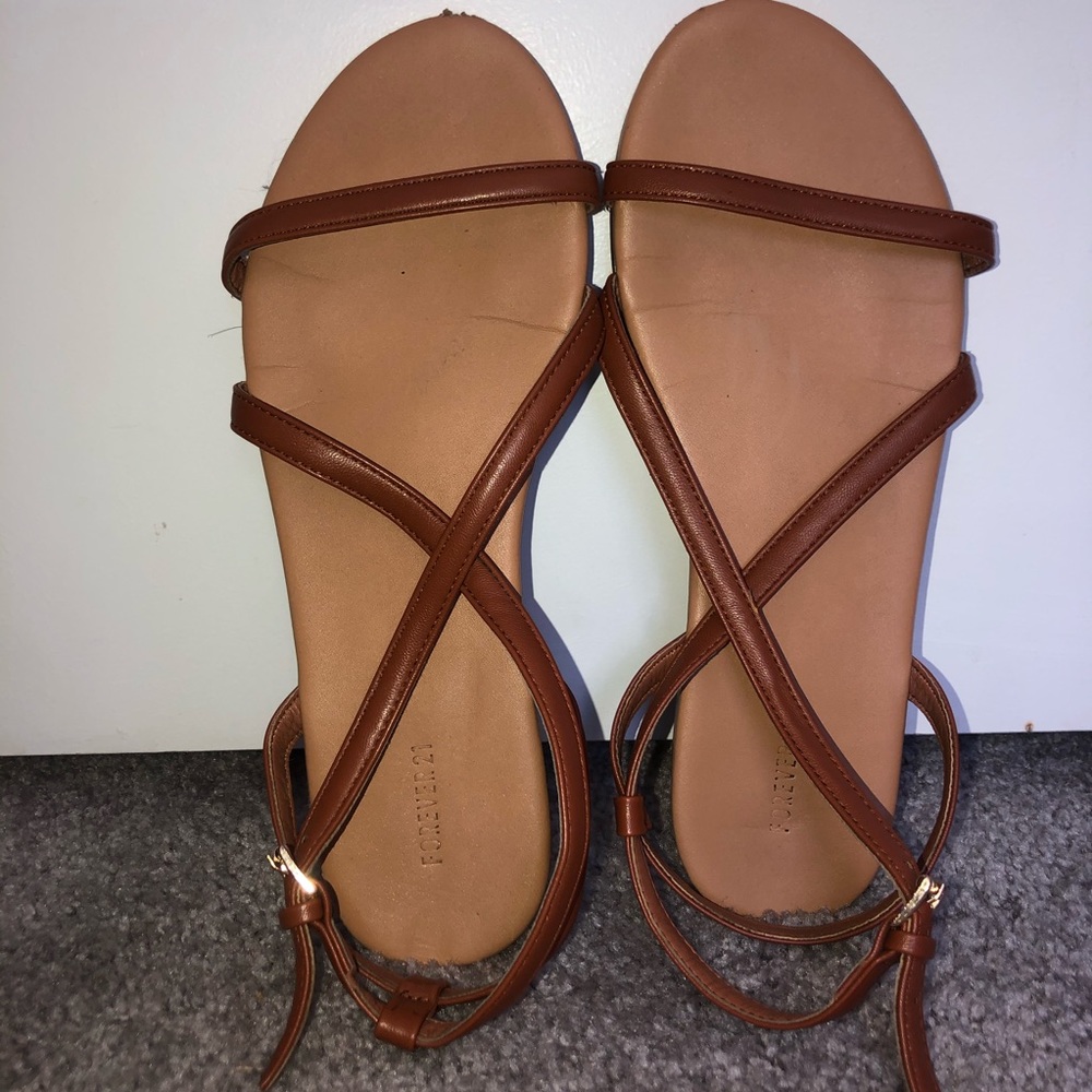 Sandals.💖